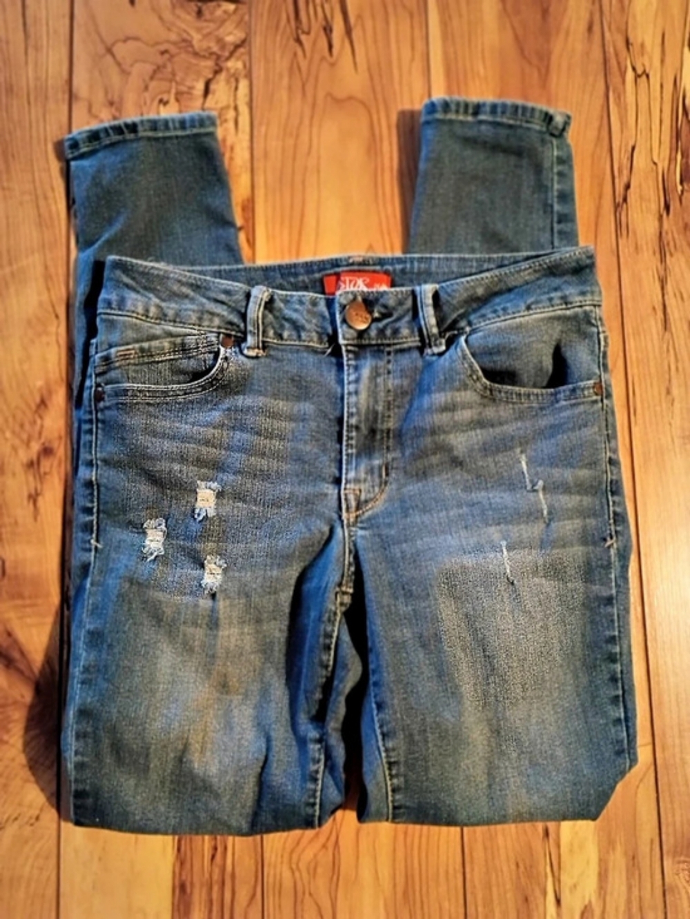 Astor Denim Women’s Size 9 Distressed Skinny Jeans Blue Medium Wash